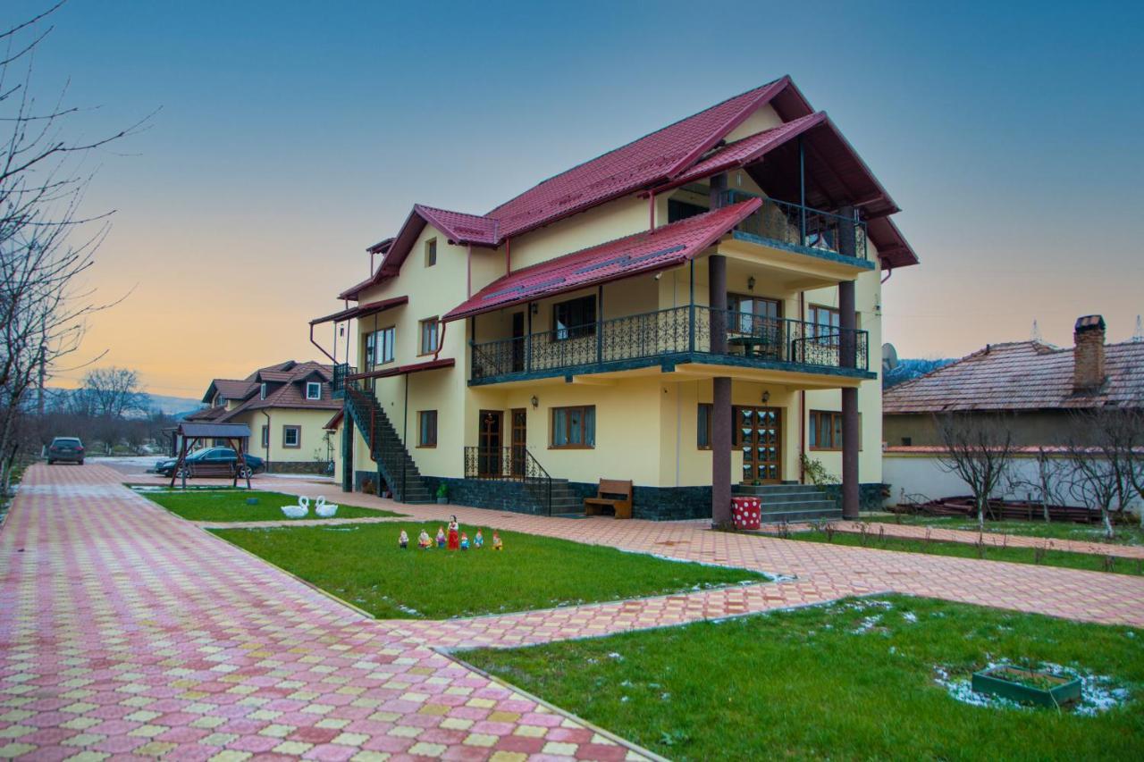 Apartmán Casa Stefania 1 Călimăneşti Exteriér fotografie